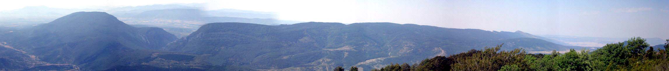 Leyre desde la cima de Illón